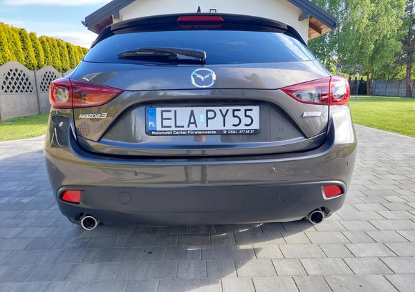 Mazda 3 cena 53000 przebieg: 142000, rok produkcji 2016 z Łask małe 596